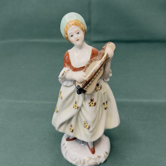 Occupied Japan Figurine 18th Century Lady w/Mandolin Hand Painted 1945-1952 VTG - Picture 10 of 10